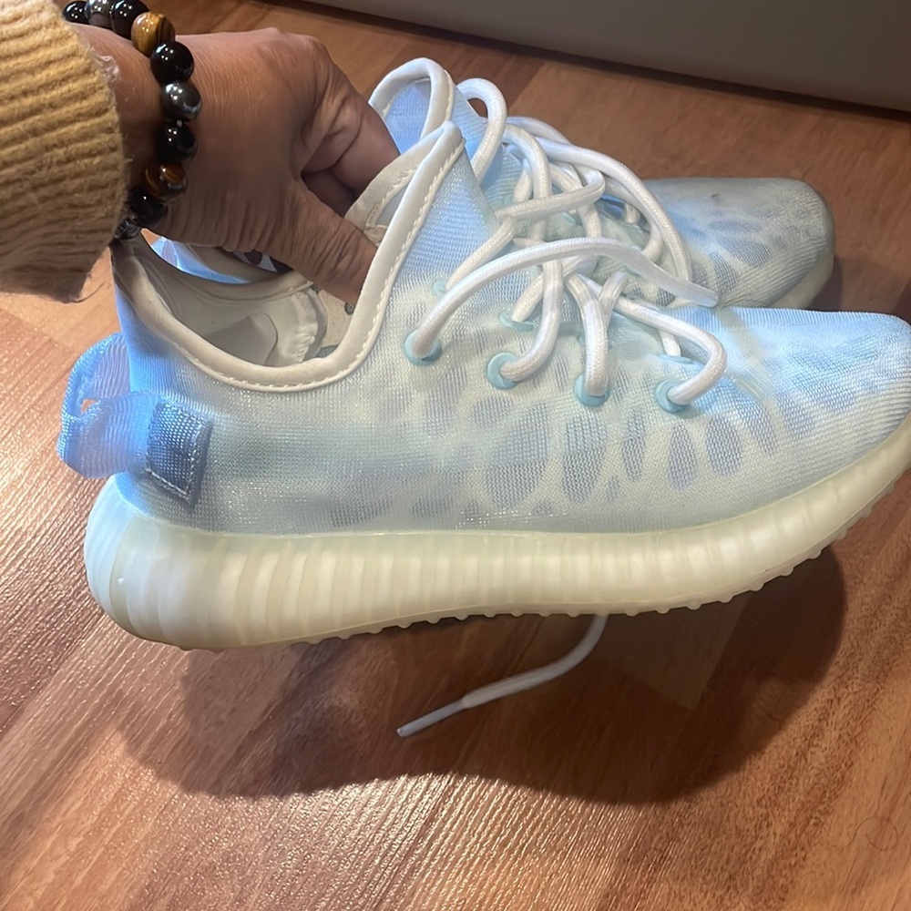 YEEZY BOOST 350 V2 'MONO ICE' SNEAKERS